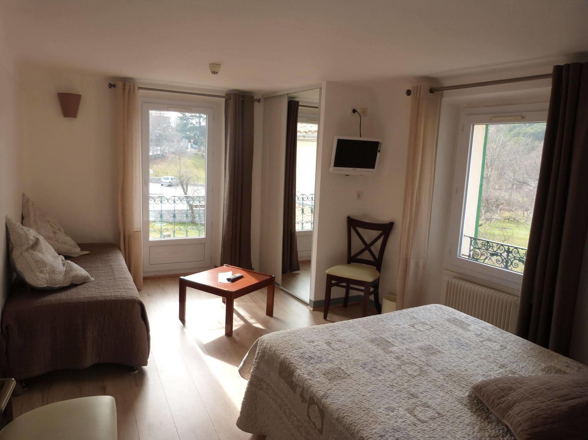 Hotel Restaurant Le Lachens La Bastide  Εξωτερικό φωτογραφία