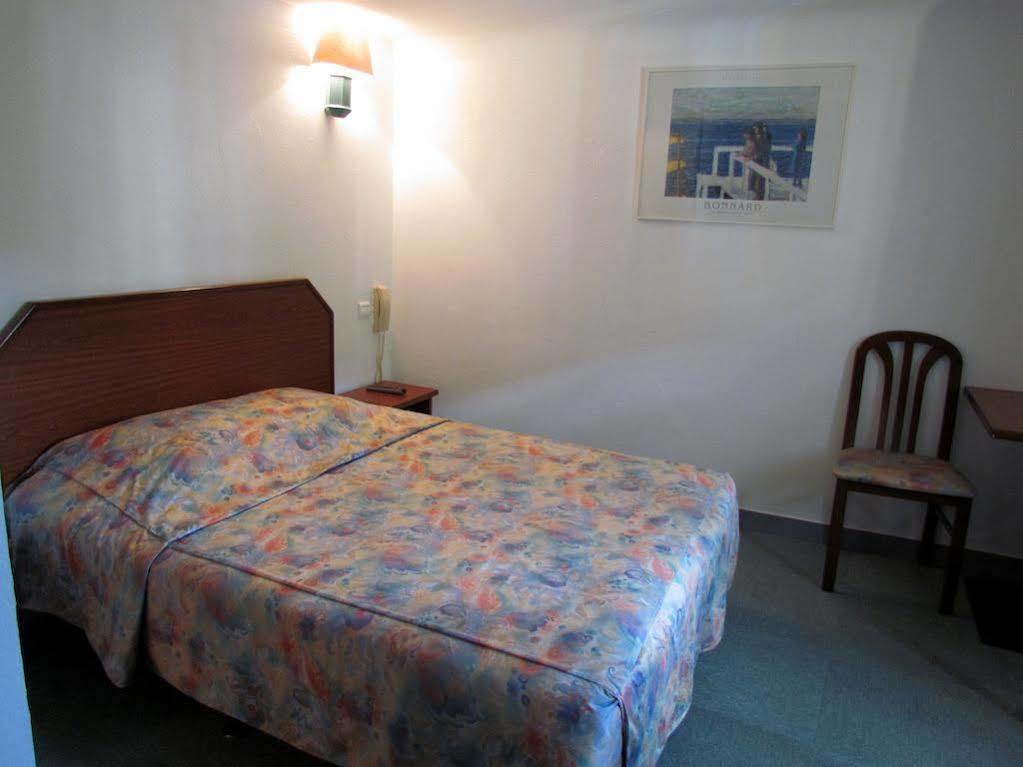 Hotel Restaurant Le Lachens La Bastide  Εξωτερικό φωτογραφία